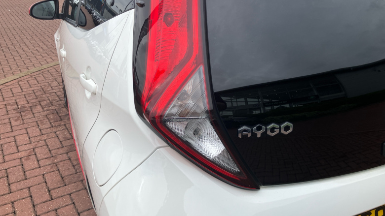 Toyota Aygo 1.0 VVT-i X-Trend 5dr Petrol Hatchback